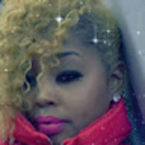 Meet your Posher, Danelle